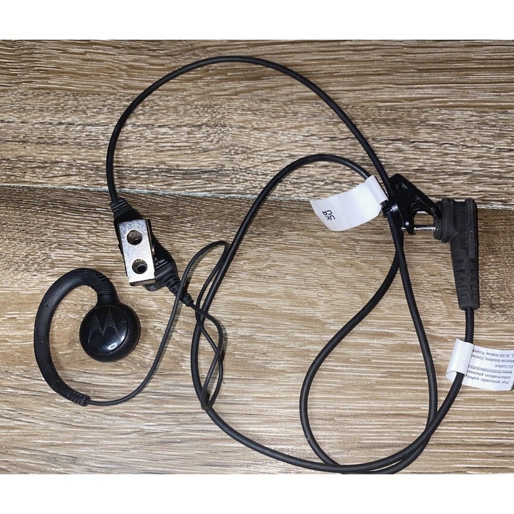 Motorola HKLN4604B Swivel Earpiece w/ Push-to-Talk, Slim